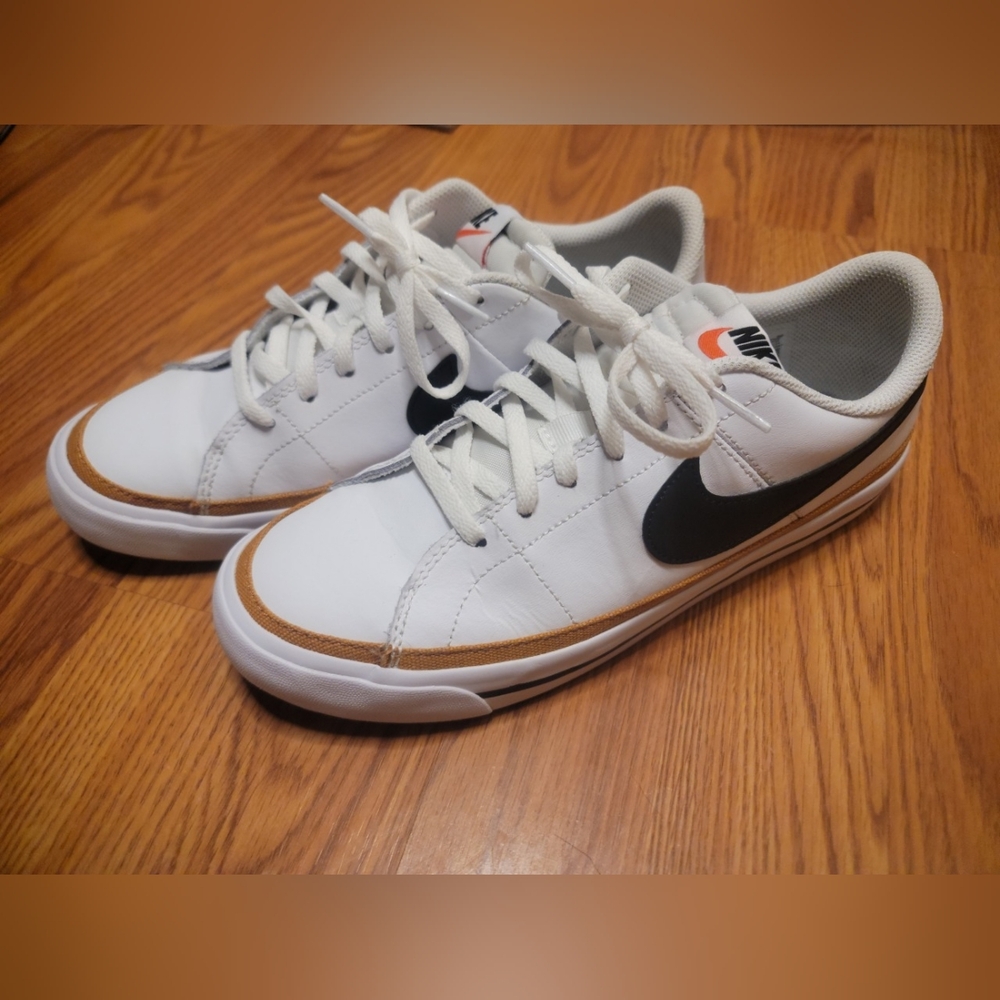 Nike Kids White and Black Sneakers